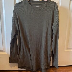 Abercrombie & Fitch Olive Long Sleeve Tee